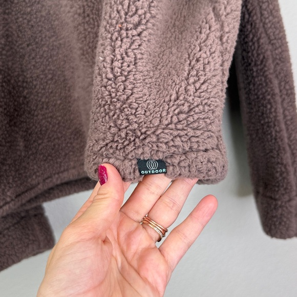 Balance Collection Outdoor Sherpa Cowl Neck Sweater Chocolate Brown size Medium - Picture 3 of 7